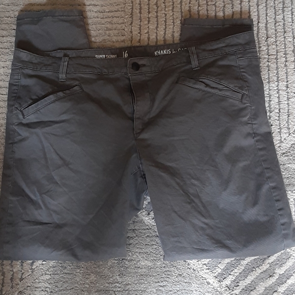 Gap Khakis - Picture 1 of 3